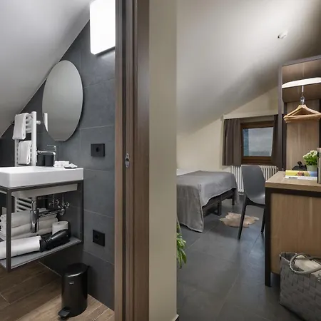 Loredana Hotel 3*