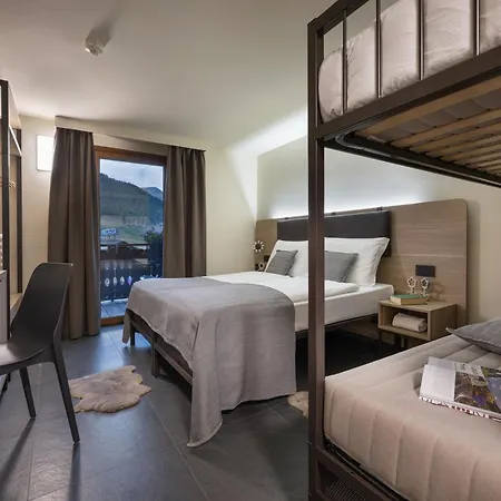 Loredana Hotel